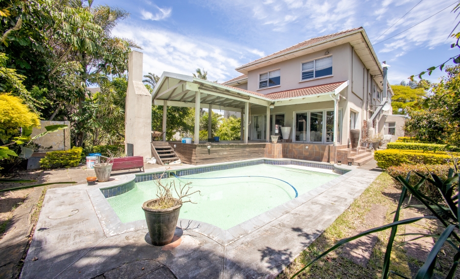 5 Bedroom Property for Sale in Berea Eastern Cape